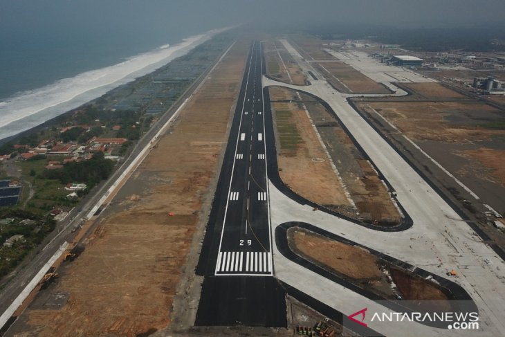 Pasokan listrik bandara Jawa-Bali normal