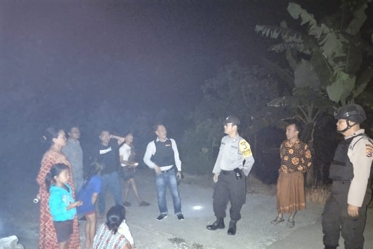 Cegah kriminal pasca-pemadaman listrik, Polsek Anyer laksanakan patroli