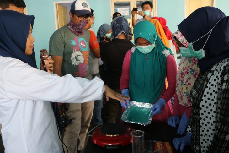 Universitas Jember kembangkan plastik ramah lingkungan dari tongkol jagung
