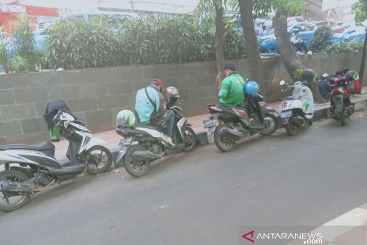 Dishub Ojek daring belum dapat beroperasi di Ternate