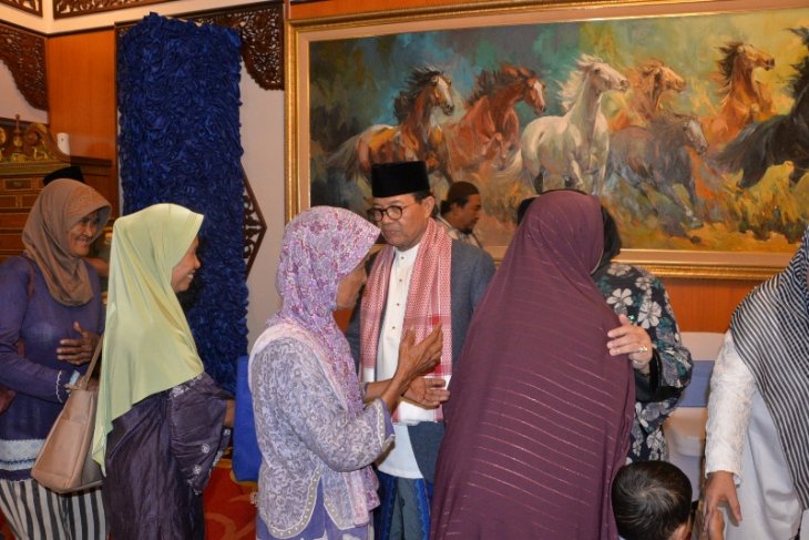 Fachrori sajikan makanan khas Jambi dalam