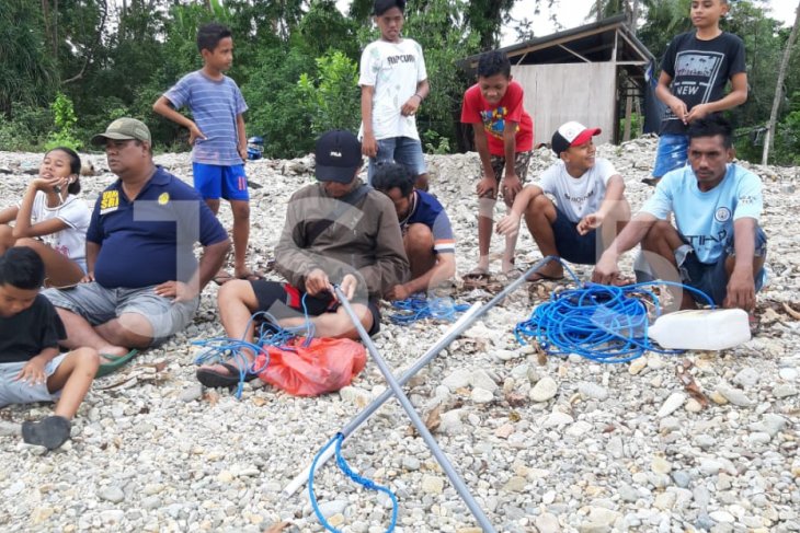 BKSDA pasang jaring tangkap buaya Wayari