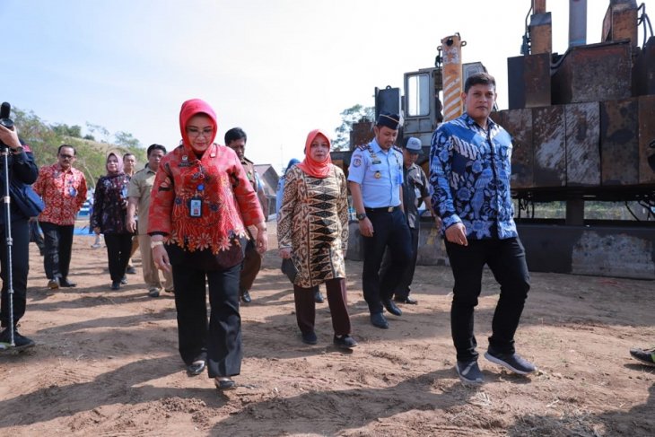 Pemkab Kediri hibahkan tanah untuk pembangunan kantor imigrasi