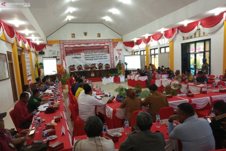 Caleg terpilih DPR Papua Barat ditetapkan