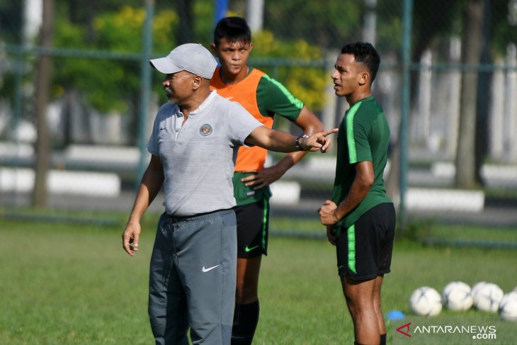 Fakhri prediksi pertahanan Myanmar lebih kuat dari Laos