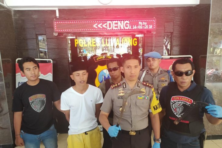 Polisi tangkap pelaku pembacokan bapak-menantu