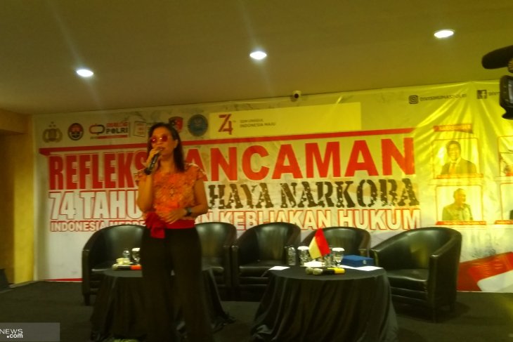 Oppie Andaresta Narkoba seperti teroris