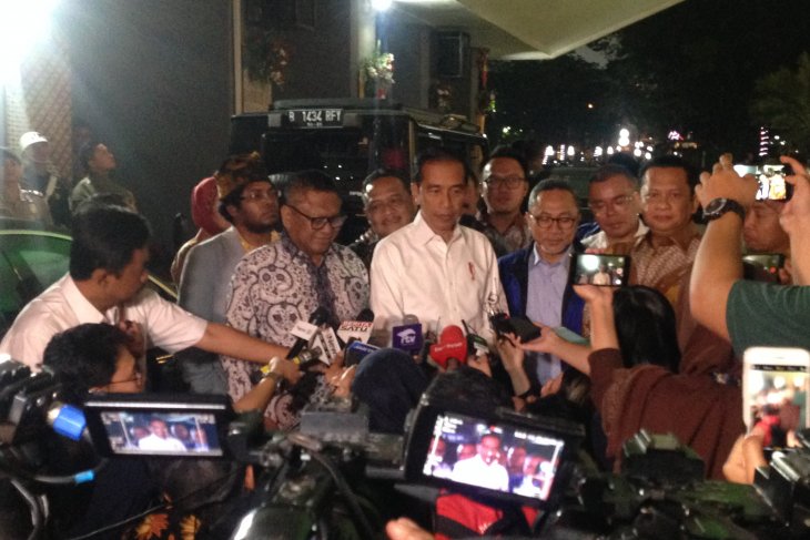 Hari ini, Presiden akan pidato tiga kali di Gedung Parlemen