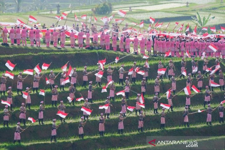 Polri-TNI bentangkan