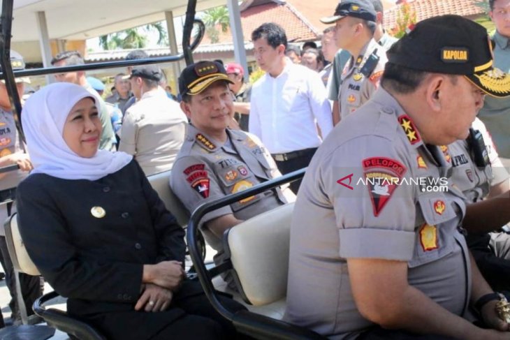 Khofifah meminta maaf pada warga Papua atas kejadian di Surabaya-Malang