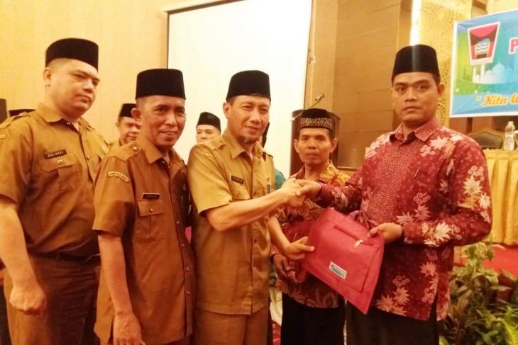 Kemenag Singkawang gelar pelatihan Imam dan Khatib