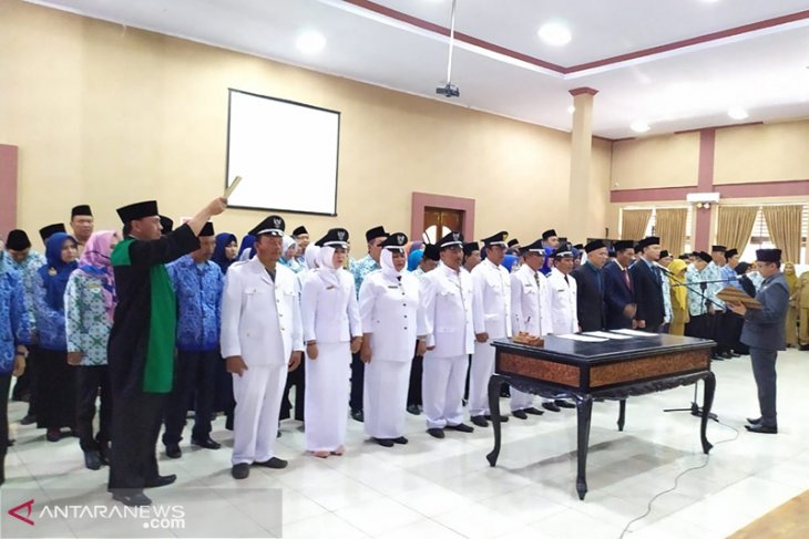 Pemkot Bengkulu mutasi 112 aparatur