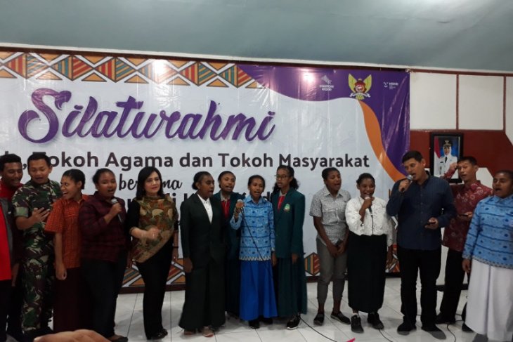 Di Kediri, Wali Kota pastikan kebersamaan dengan anak-anak Papua baik