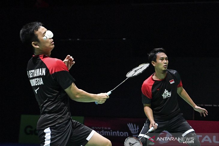 Ahsan/Hendra atas permainan rapi