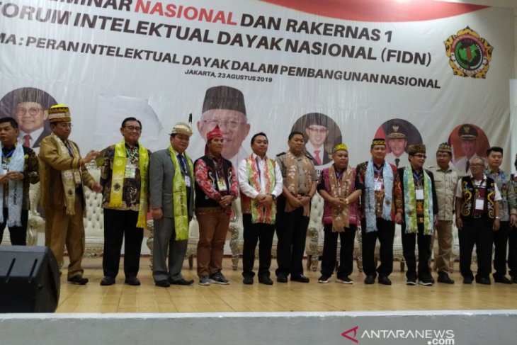 Perwakilan Dayak diharapkan bisa masuk menjadi menteri