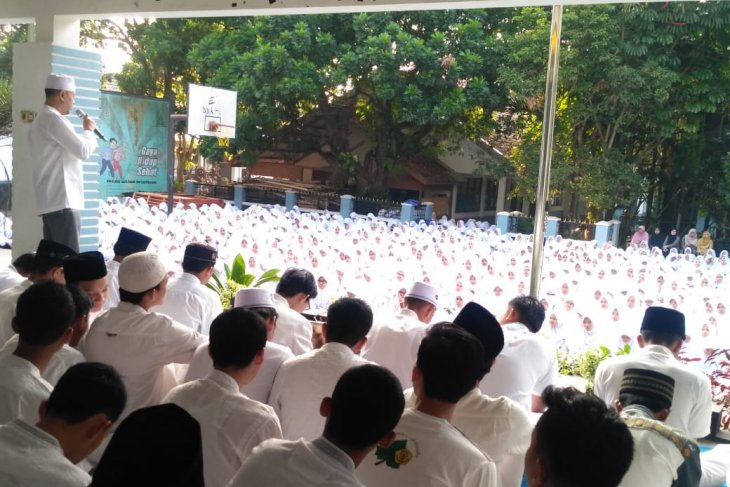 Ratusan siswa SMAN I Pandeglang di bekali Imtak