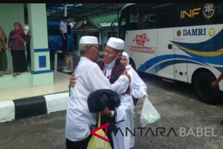 Jamaah haji Belitung diberangkatkan ke daerah asal dari Palembang