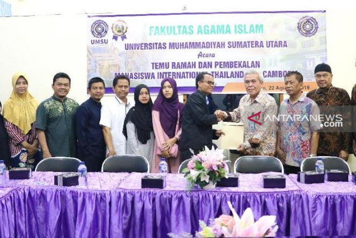 Sembilan mahasiswa asal Thailand dan Kamboja kuliah di UMSU