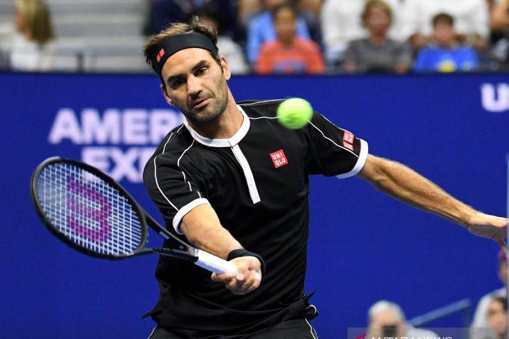 Federer gulingkan Evans menuju babak keempat US Open