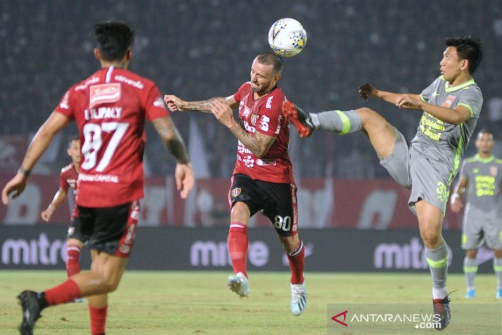 Bali United tundukkan Borneo 2-1