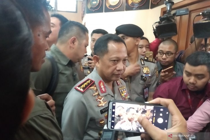 Kapolri kirim 300 Brimob ke Papua