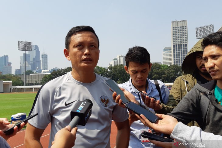 Gantikan Simon McMenemy, Yeyen Tumena latih timnas melawan Malaysia