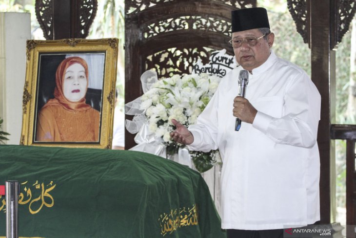 SBY sedih Ani Yudhoyono dan ibunda tidak ikut rayakan HUT-nya