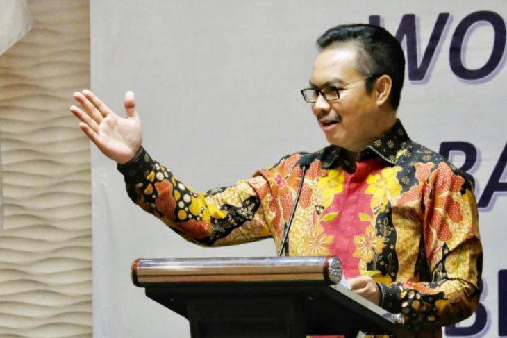 DPR tetapkan usia nikah 19 tahun, BKKBN: Bukan usia yang ideal dari sisi biologis