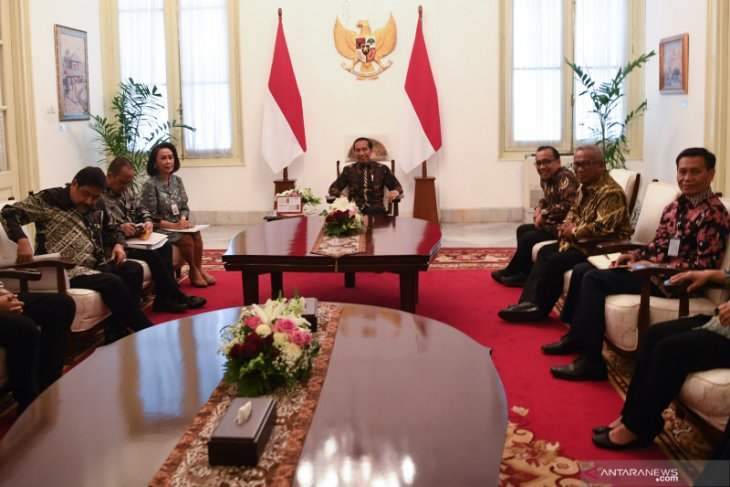 DPR terima surat Presiden terkait 10 nama capim KPK