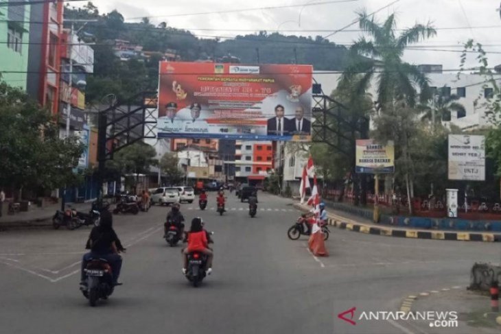 Pemerintah buka blokir layanan data internet di Papua secara bertahap