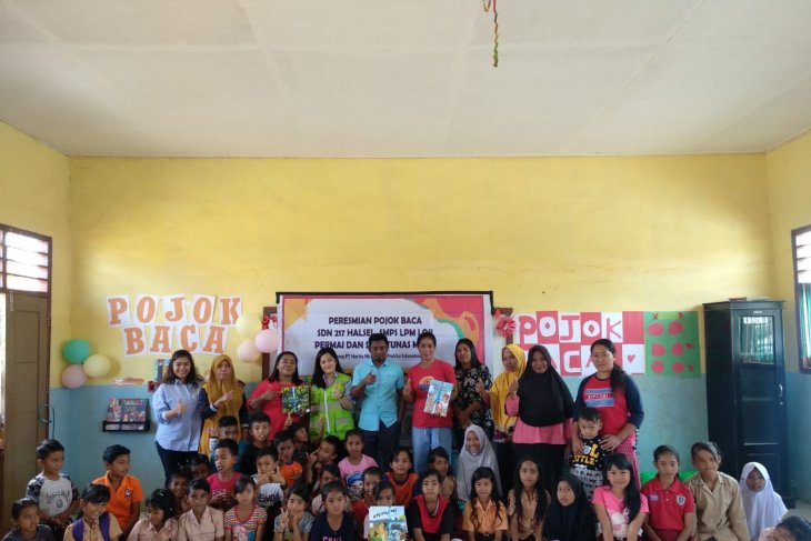 Tingkatkan Literasi Pelajar Harita Nickel sediakan Pojok Baca