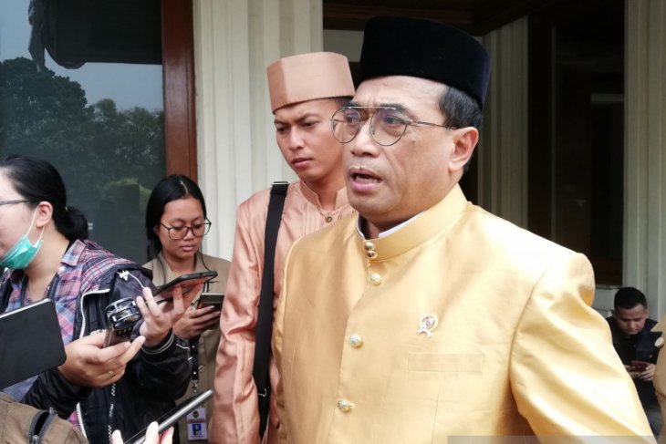 Minister makes assurance of air transportation normal in Papua