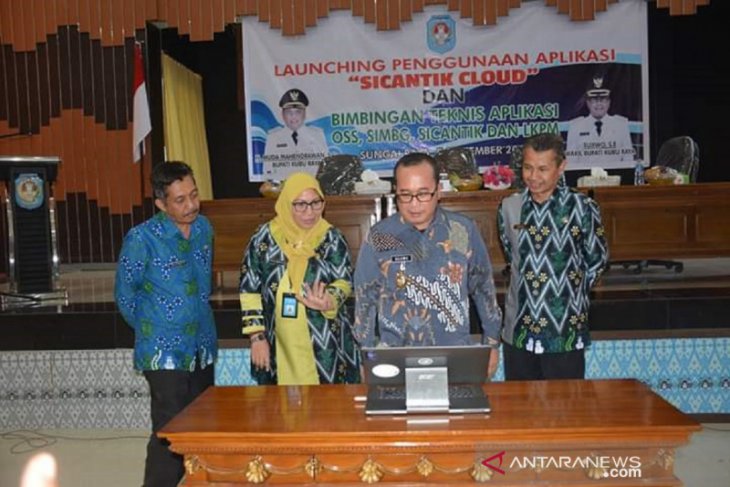 Kubu Raya luncurkan aplikasi Sicantik Cloud untuk percepatan layanan perizinan