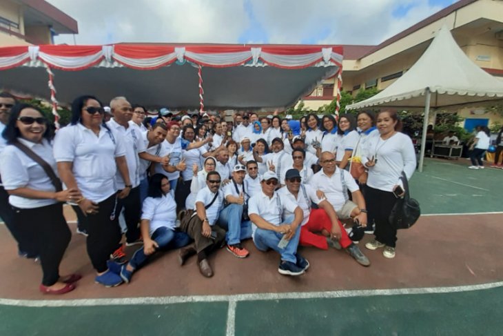 Gubernur Maluku berbagi pengalaman dengan siswa SMAN 2 Ambon