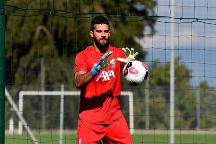 Juergen Klopp bimbang soal kondisi Alisson