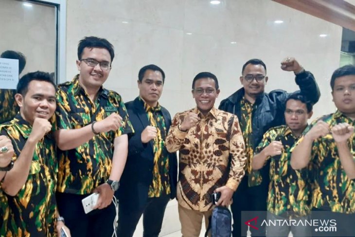 Kapolres Jakbar diadukan AMPG ke DPR