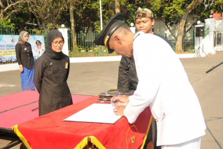 Tingkatkan layanan publik, Bupati Lebak lantik 689 pejabat.