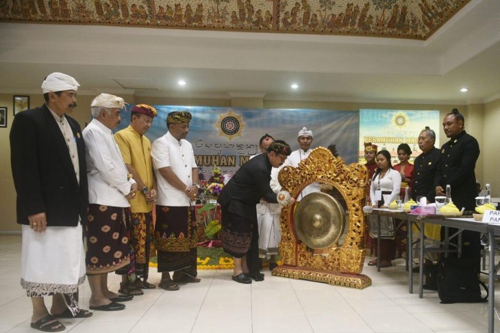 PHDI Bali bahas soal pelecehan pura dalam
