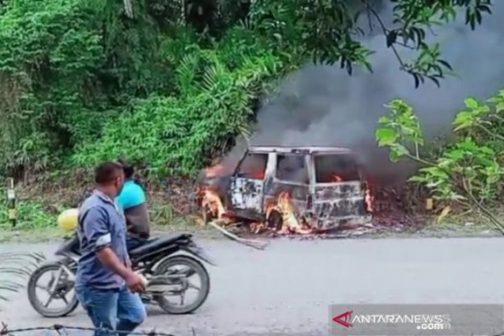 Polres Aceh Barat tahan dua tersangka pencuri ternak yang diamuk massa