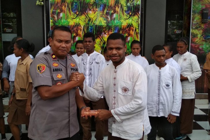 Tatap muka dan dialog Polres Cilegon dengan pelajar asal Papua