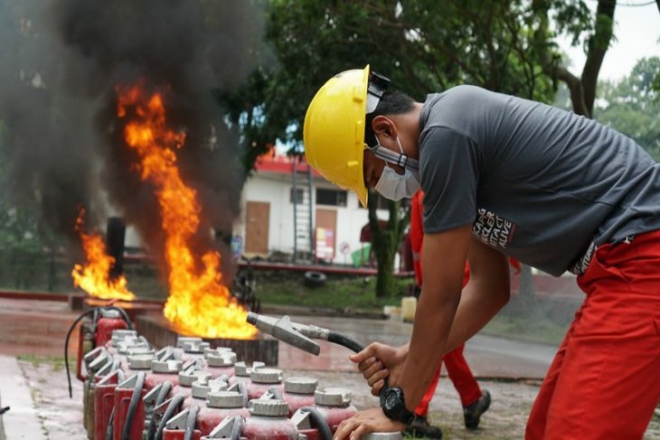 Pertamina edukasi keselamatan kerja operator dan pengawas SPBU Sumut
