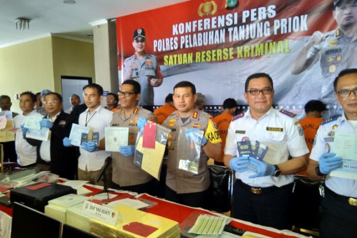 Dari masalah sepele, Polisi ungkap kasus KIR palsu