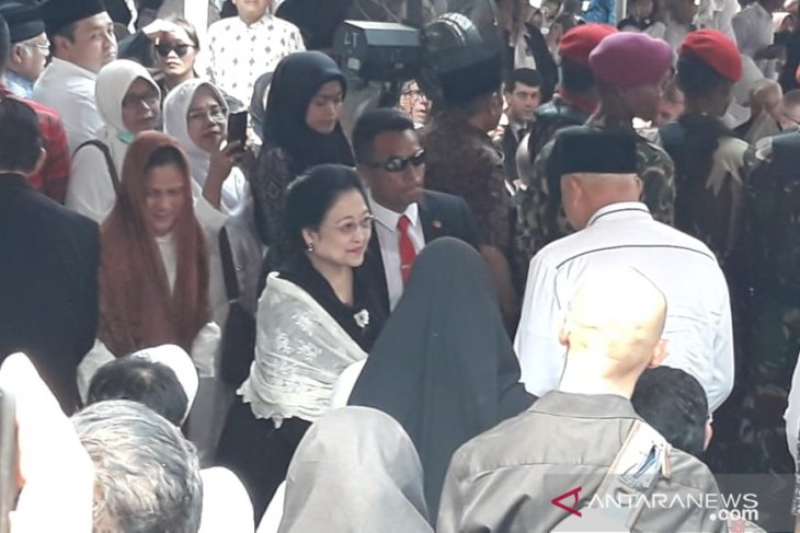 Pemakaman B.J. Habibie dihadiri Megawati dan SBY