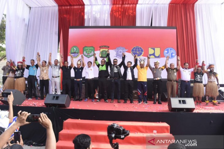 Satlantas Metro Bekasi dan masyarakat deklarasi
