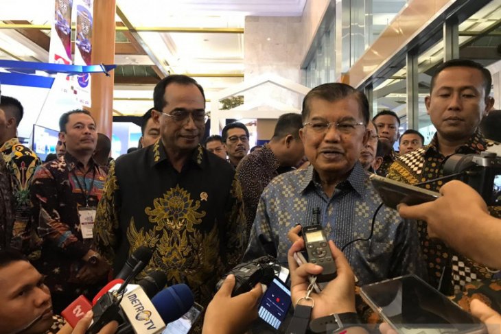 Kalla pins hopes on new KPK leaders working properly