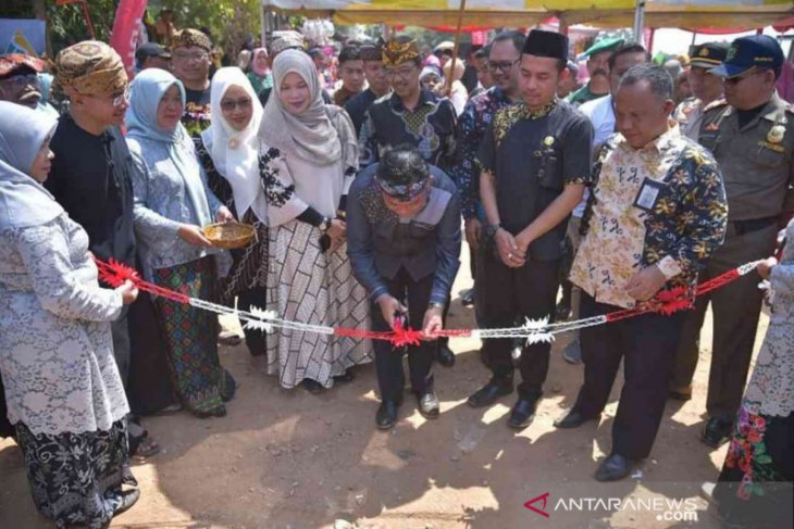 Bupati Bekasi buka gelaran Bumdes Expo 2019