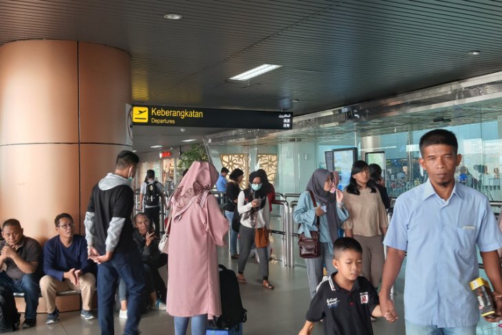 15 penerbangan di Bandara Supadio Pontianak terganggu asap