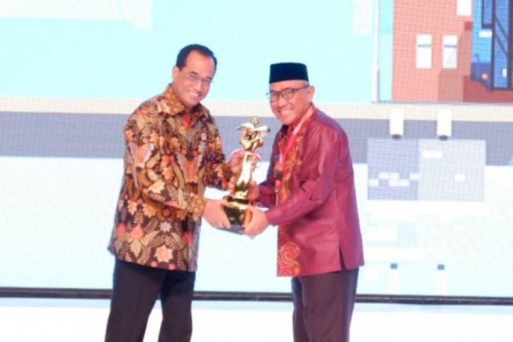Piala WTN diraih Kota Depok dalam pengelolaan pelayanan transportasi
