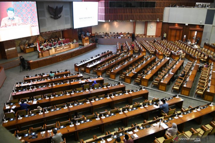 Pengesahan UU KPK di DPR