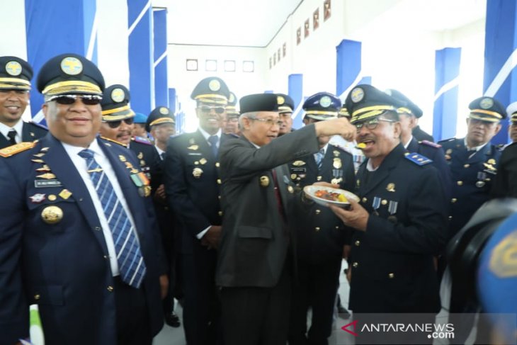 Gubernur apresiasi hari perhubungan dilaksanakan di terminal penumpang